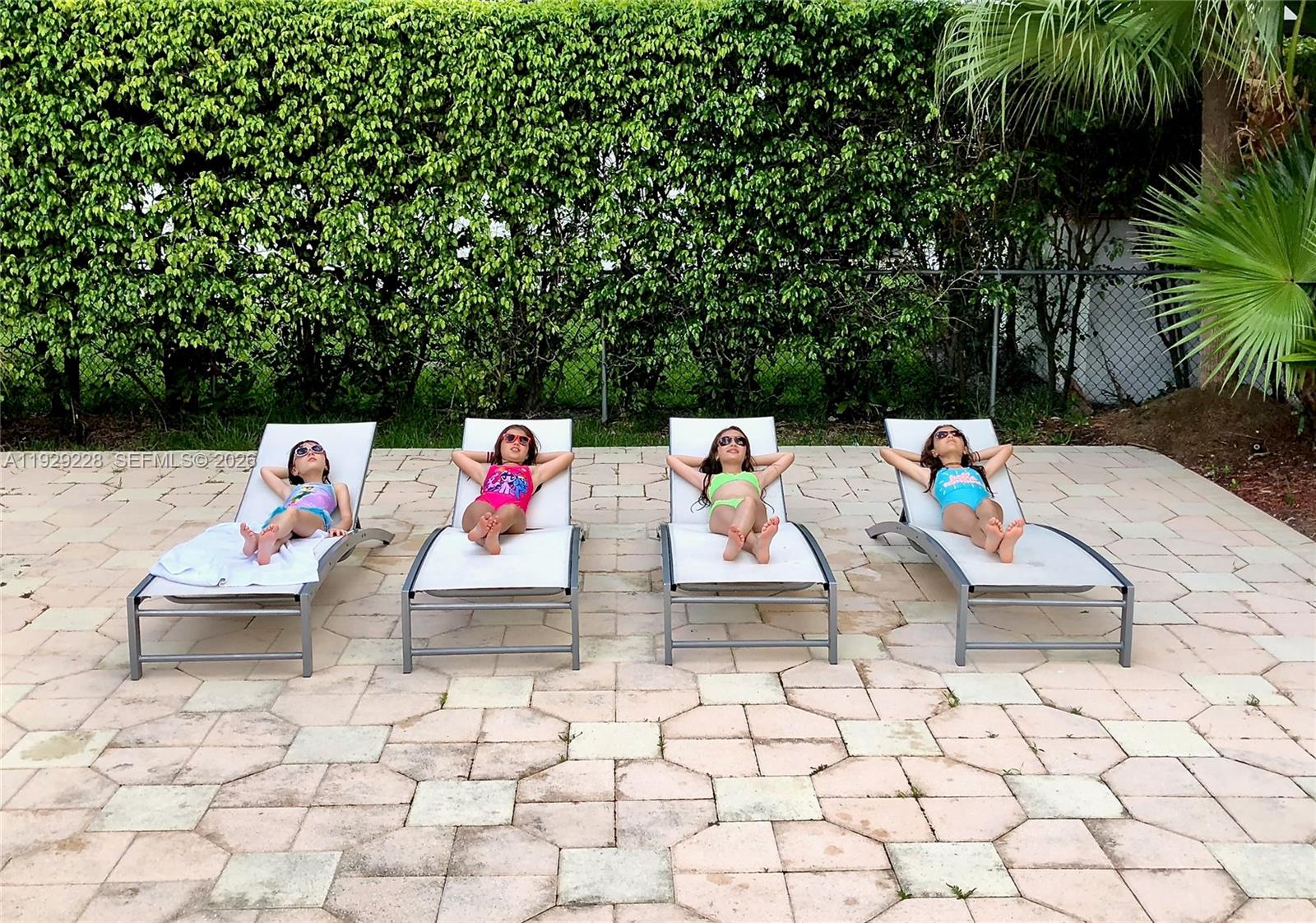 ADMIRALS PORT TOWNHOMES C - Residential