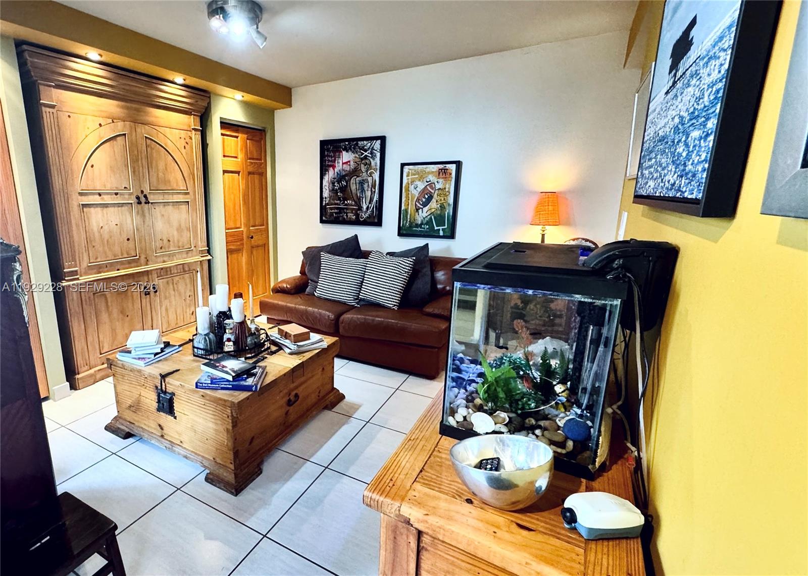 ADMIRALS PORT TOWNHOMES C - Residential