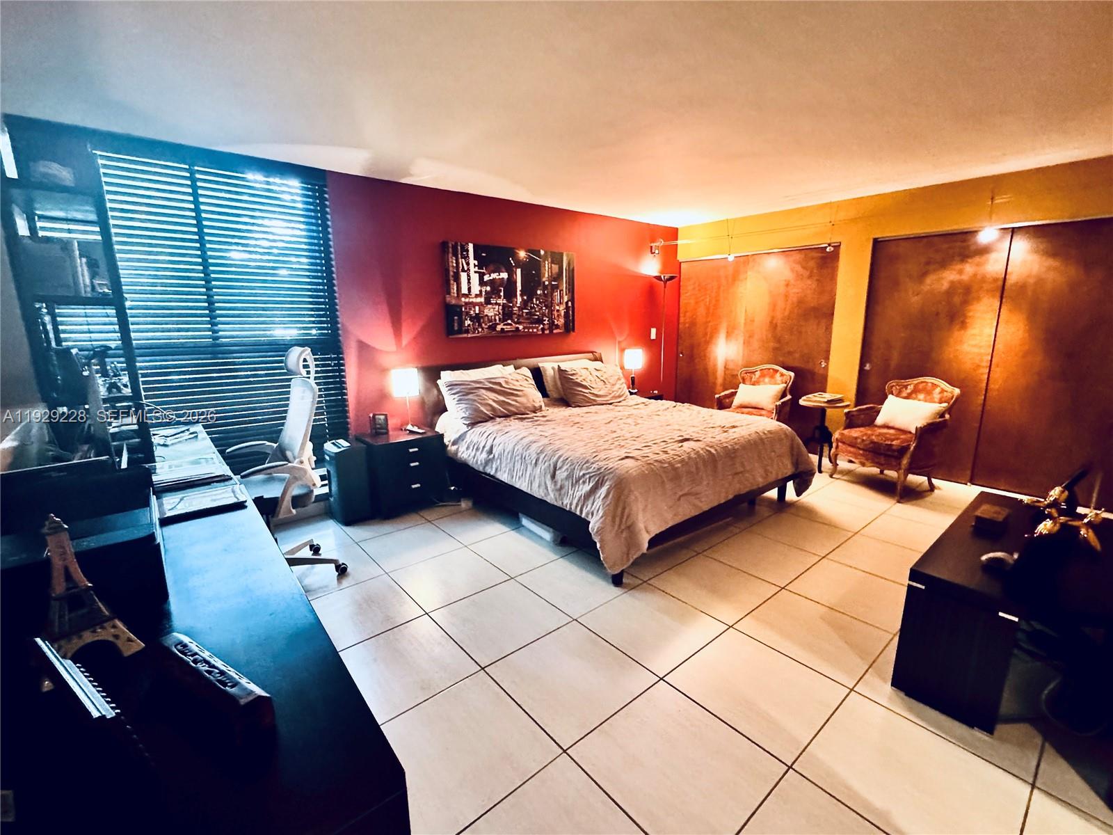 ADMIRALS PORT TOWNHOMES C - Residential