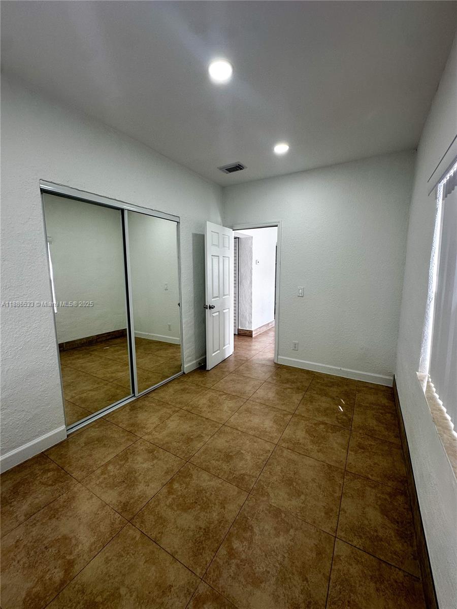 MULBERRY PARK - Residential Lease