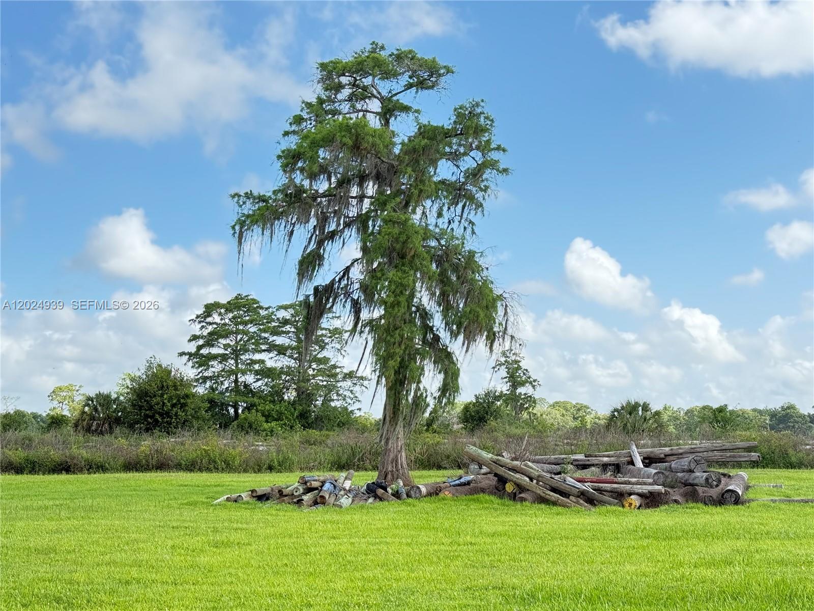 MONTURA RANCH ESTATES - Land