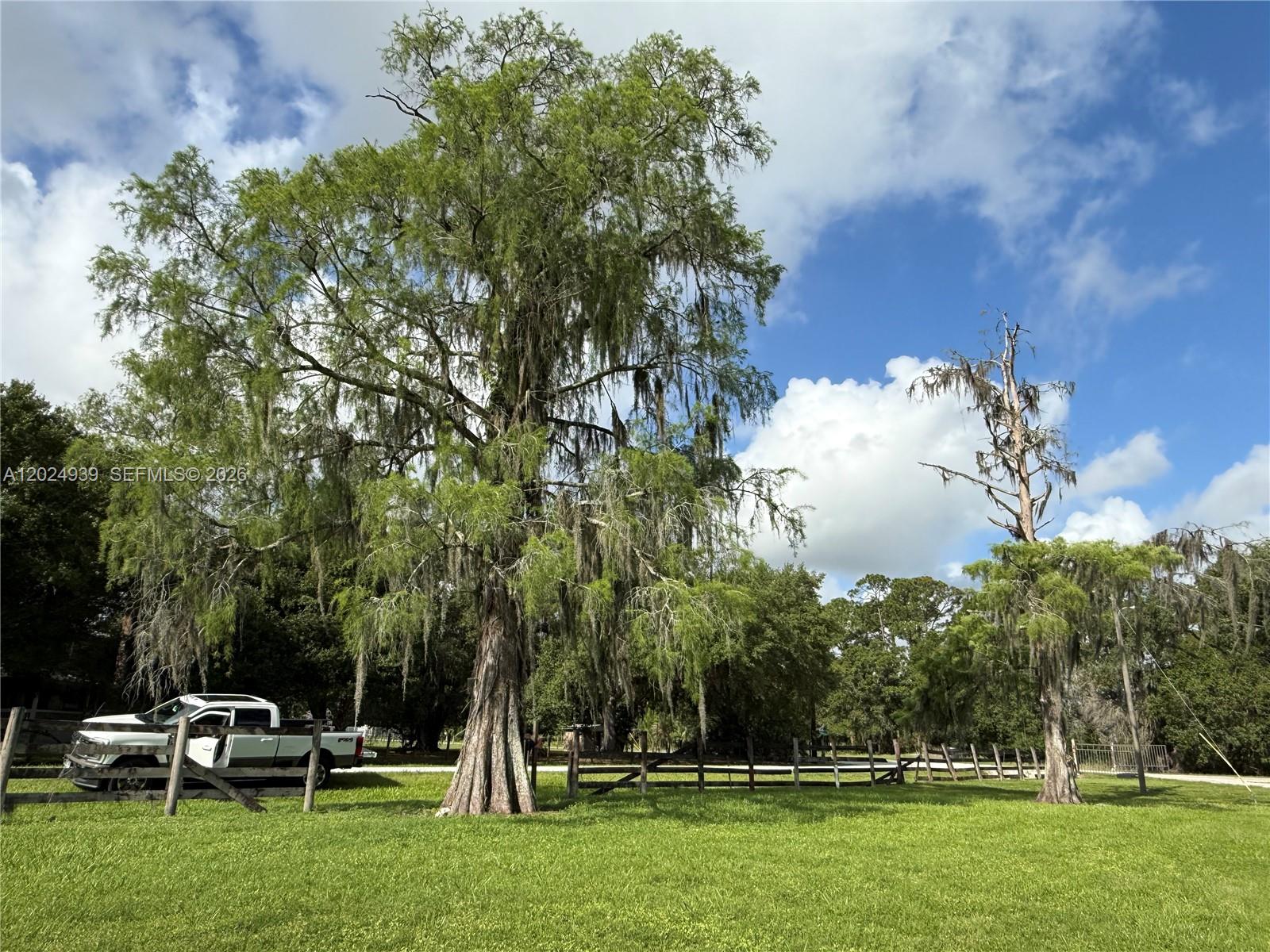 MONTURA RANCH ESTATES - Land