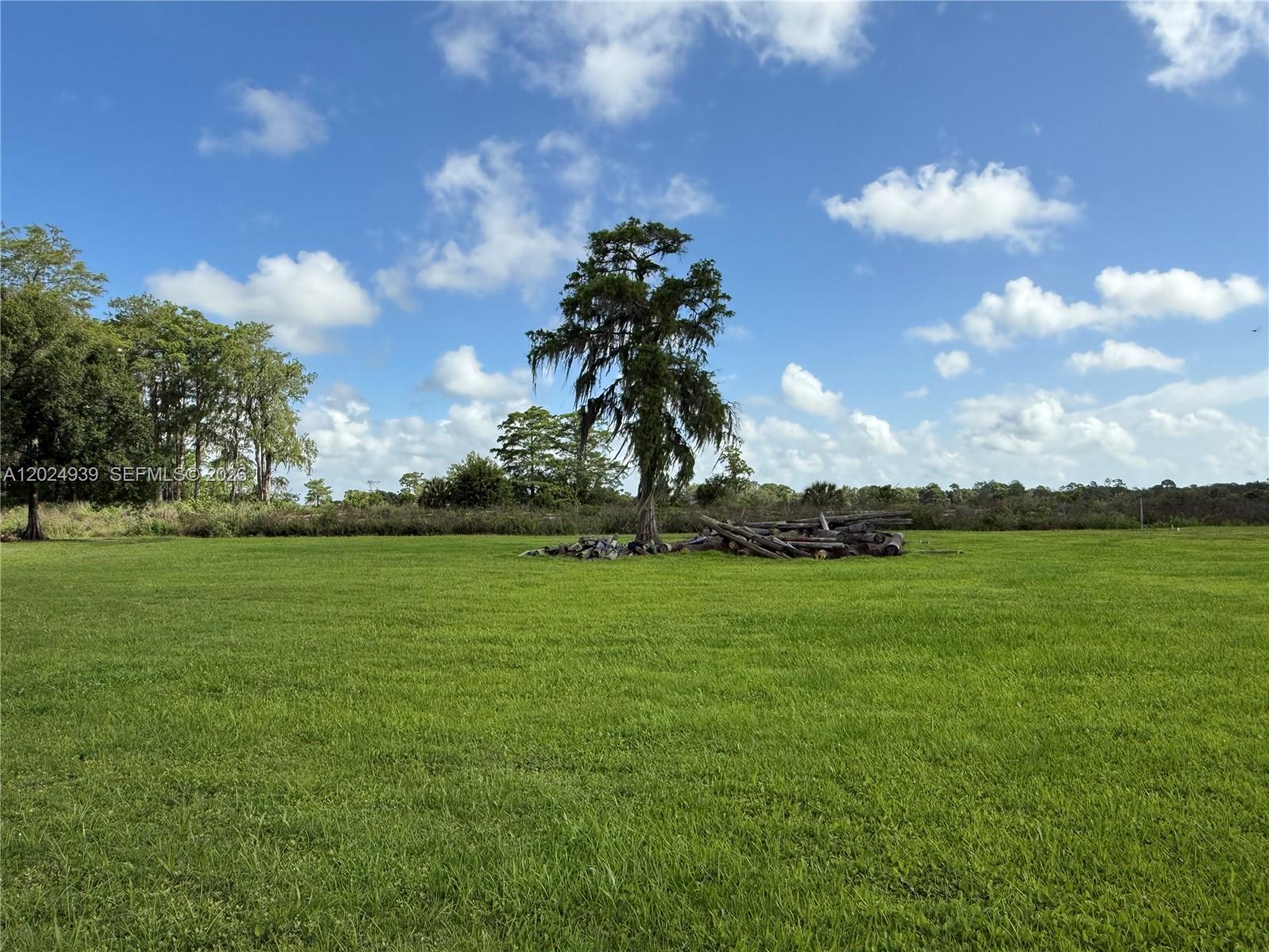 MONTURA RANCH ESTATES - Land