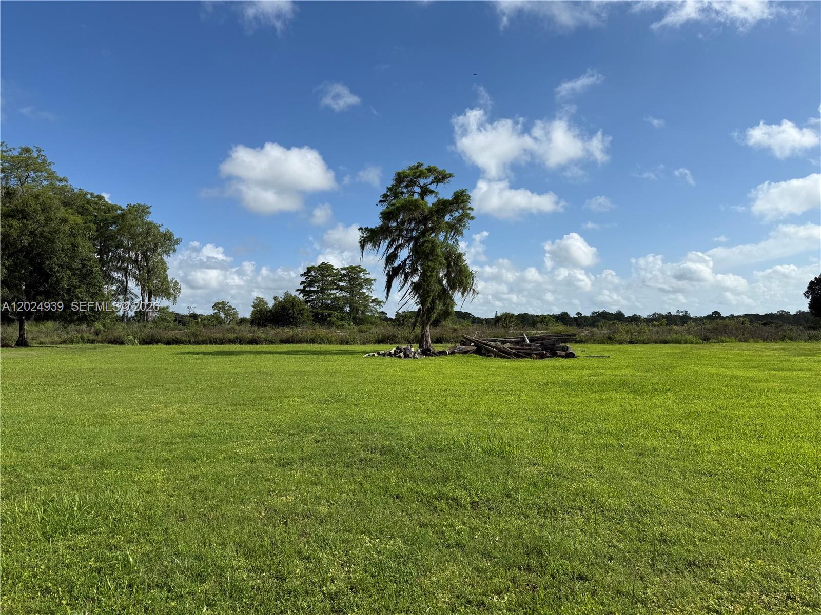MONTURA RANCH ESTATES - Land