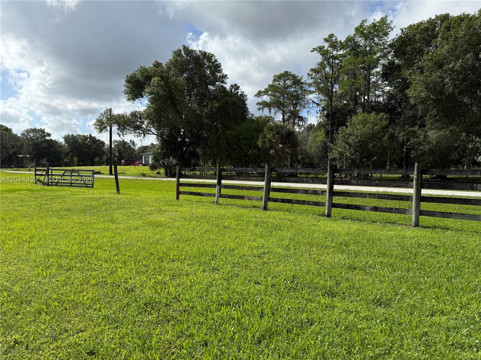 MONTURA RANCH ESTATES - Land