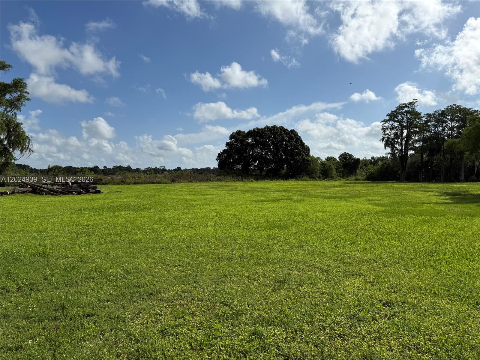 MONTURA RANCH ESTATES - Land