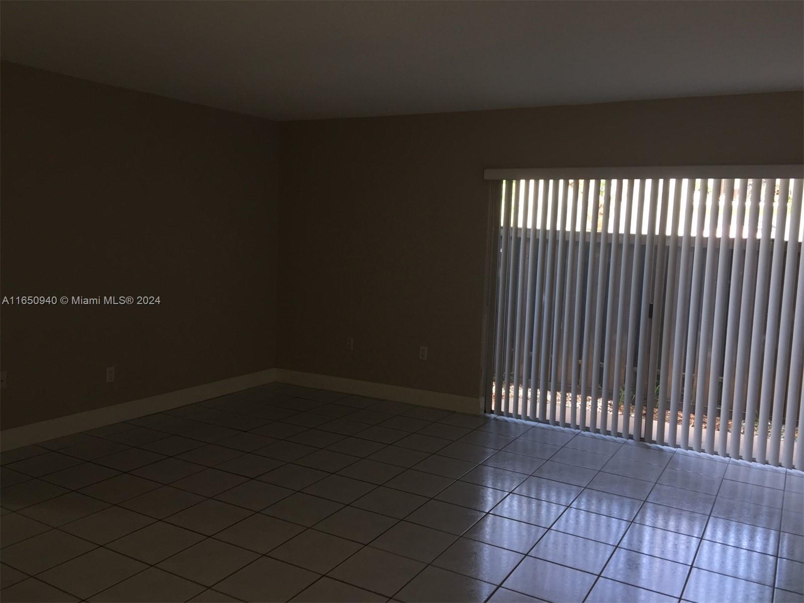 SPANISH TRACE CONDO - Residential Lease