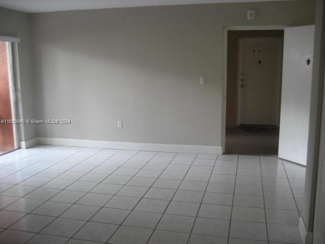 SPANISH TRACE CONDO - Residential Lease