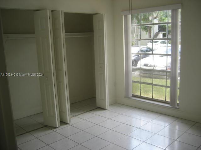 SPANISH TRACE CONDO - Residential Lease