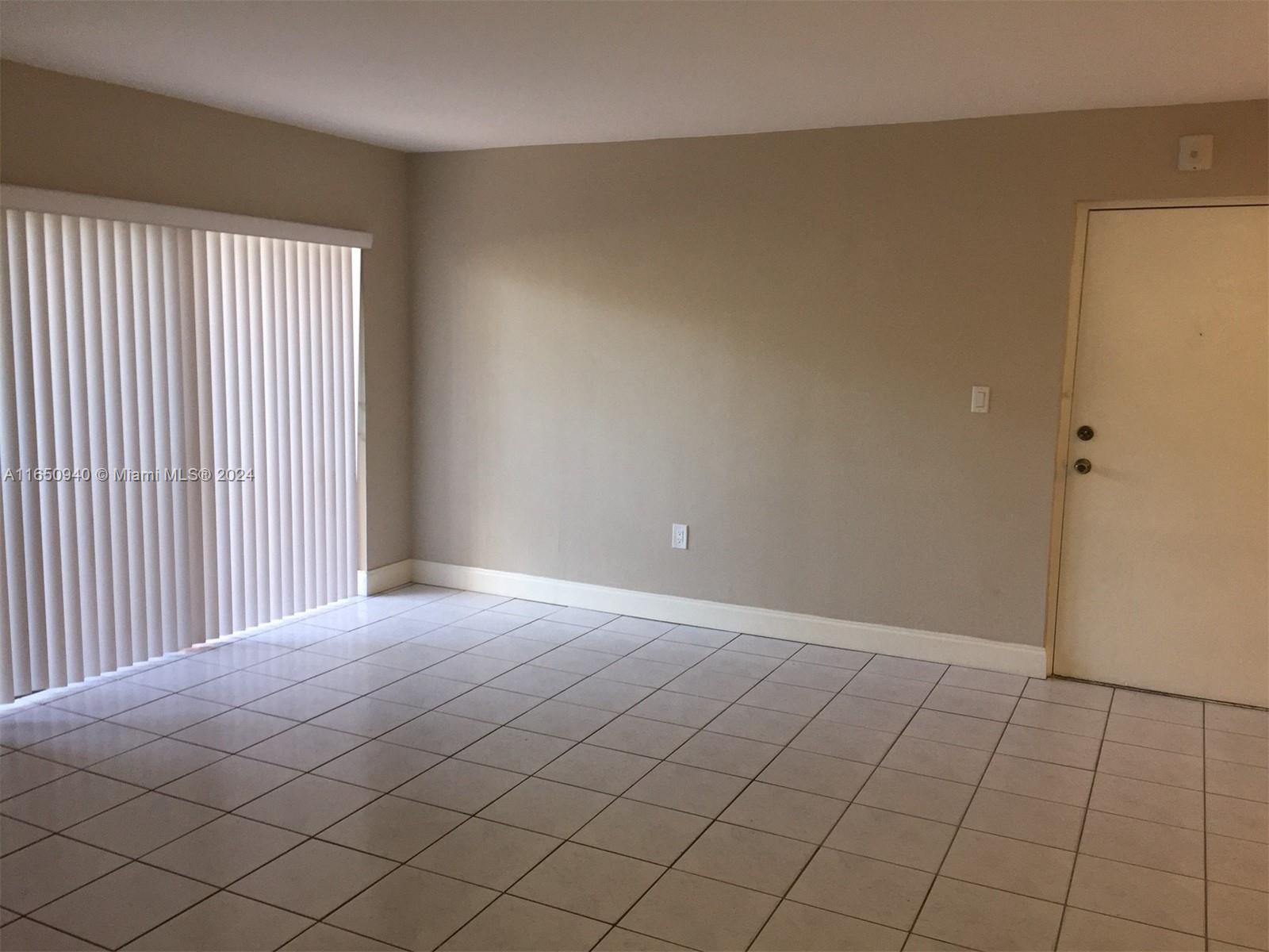 SPANISH TRACE CONDO - Residential Lease