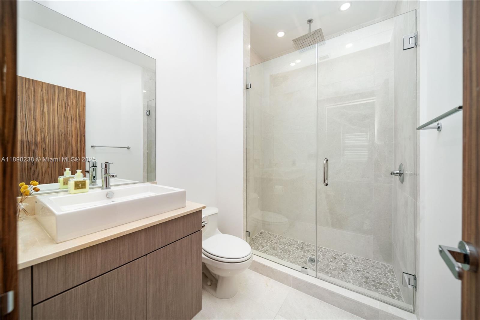 THE COURTYARDS AT THE POI - Residential