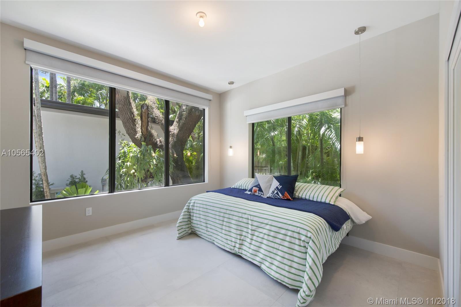 BISCAYNE PARK TERR - Residential Lease