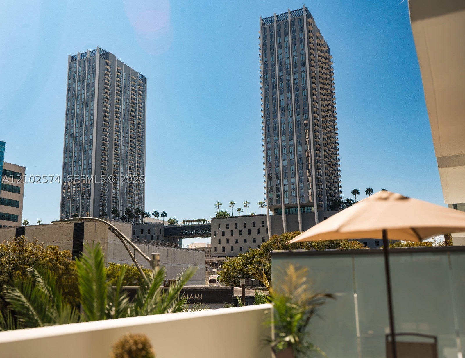 11 NE 6th St 204