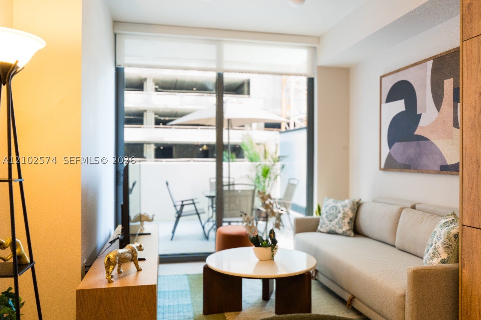 11 NE 6th St 204