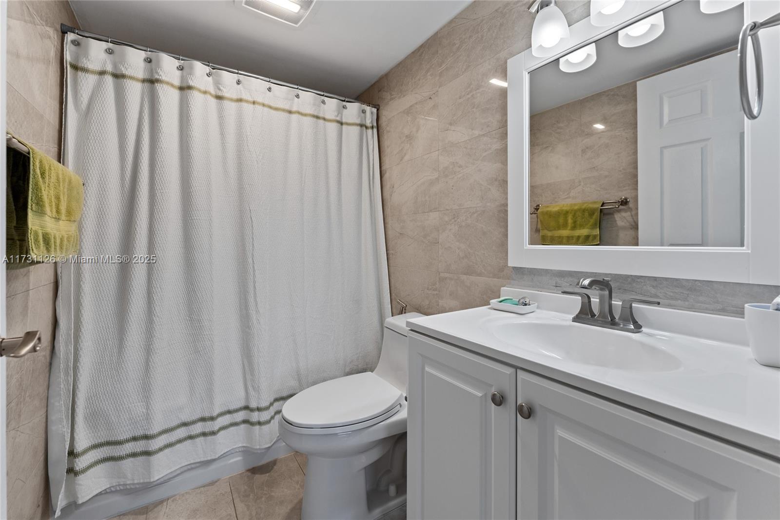 EXPO I CONDO - Residential