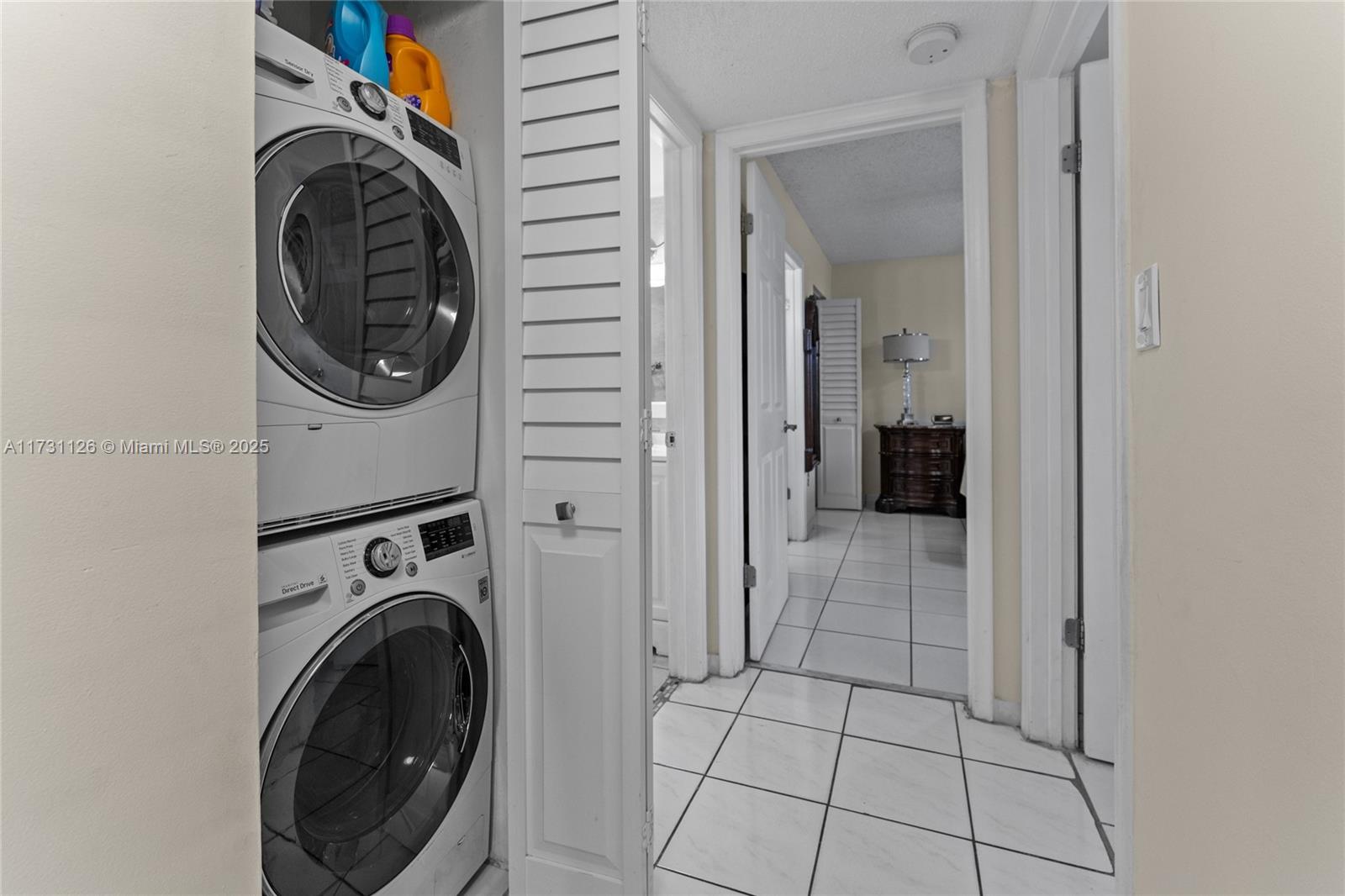 EXPO I CONDO - Residential