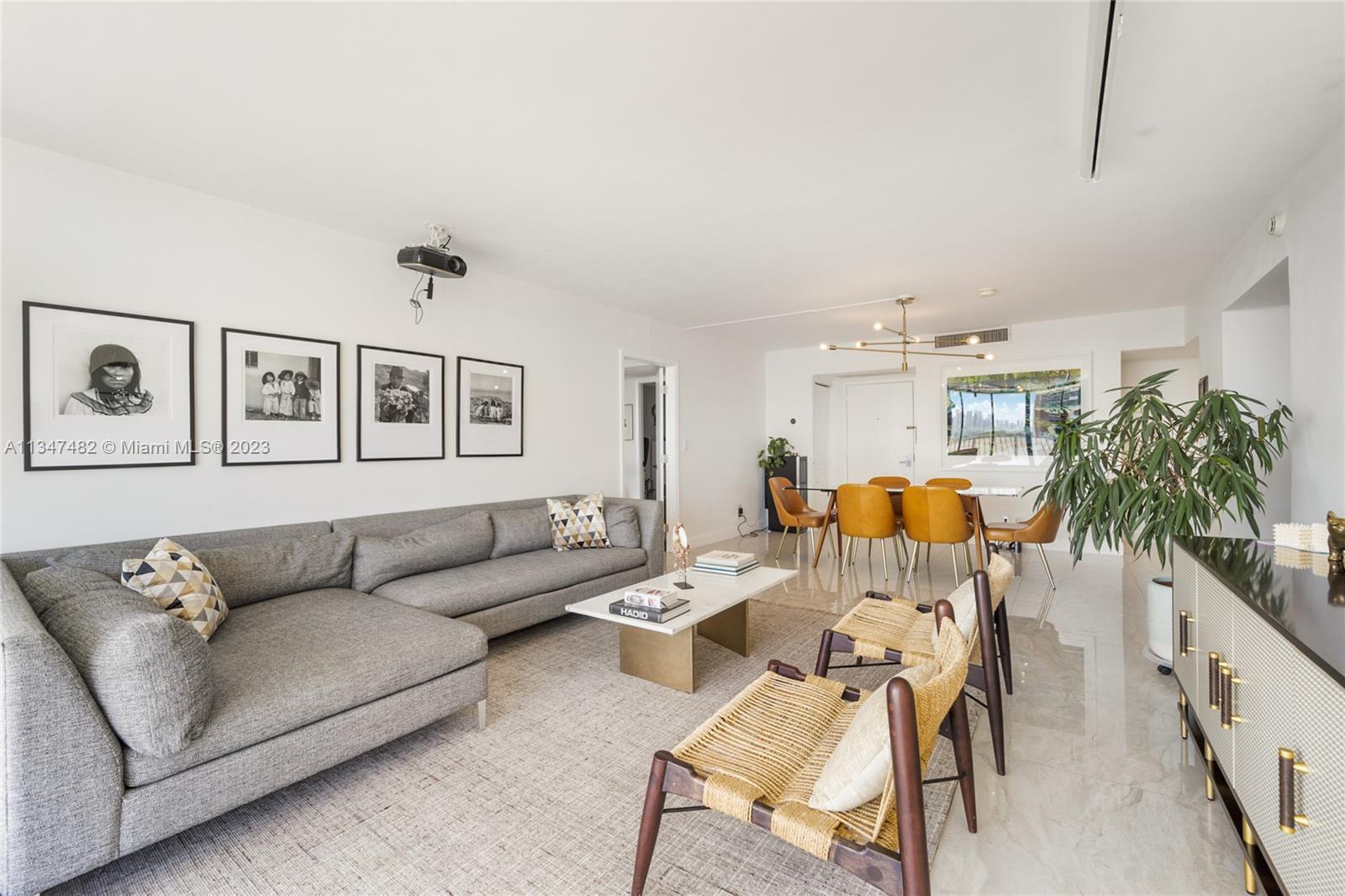 THE PALM BAY YACHT CLUB C - Residential Lease