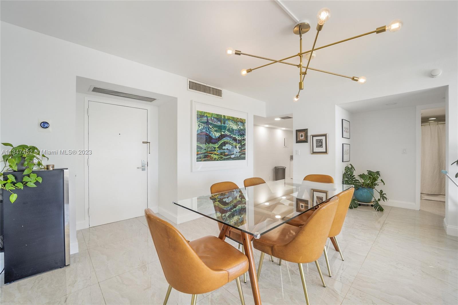 THE PALM BAY YACHT CLUB C - Residential Lease