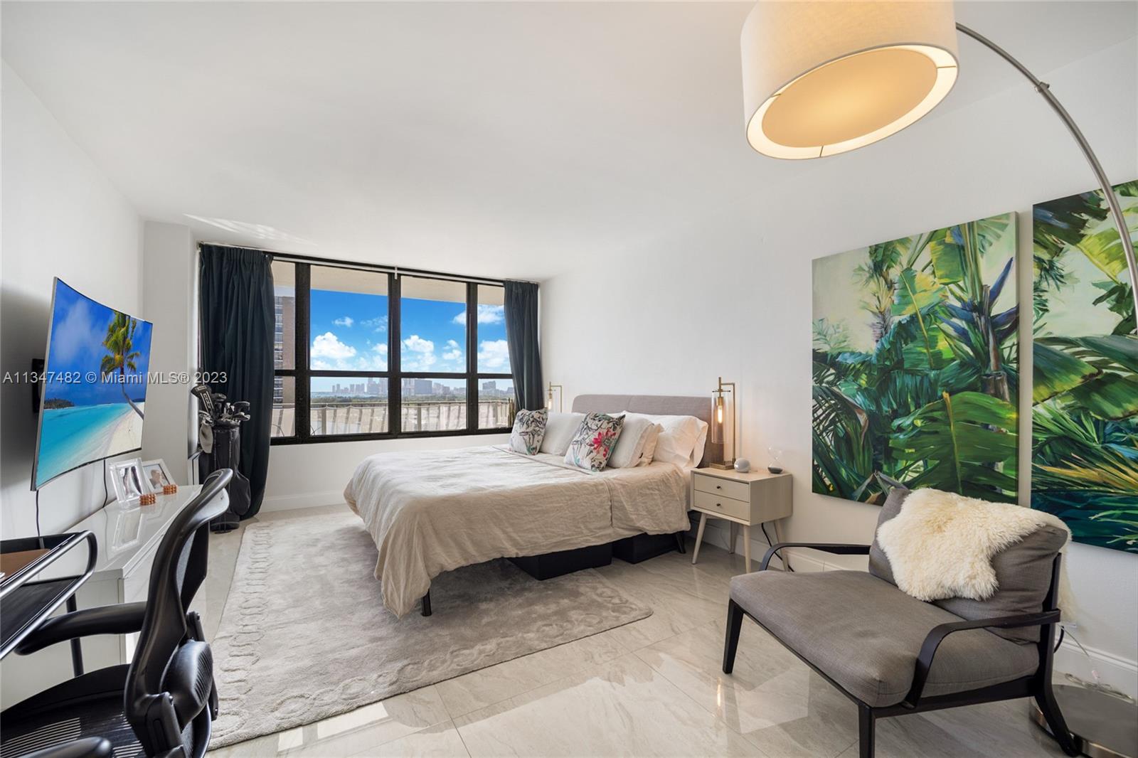 THE PALM BAY YACHT CLUB C - Residential Lease