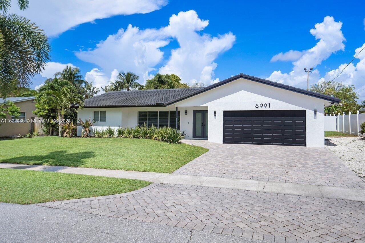 BOCA HARBOUR 8TH SEC - Residential Lease