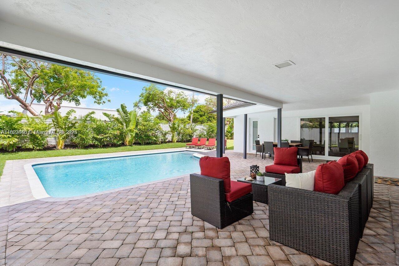 BOCA HARBOUR 8TH SEC - Residential Lease