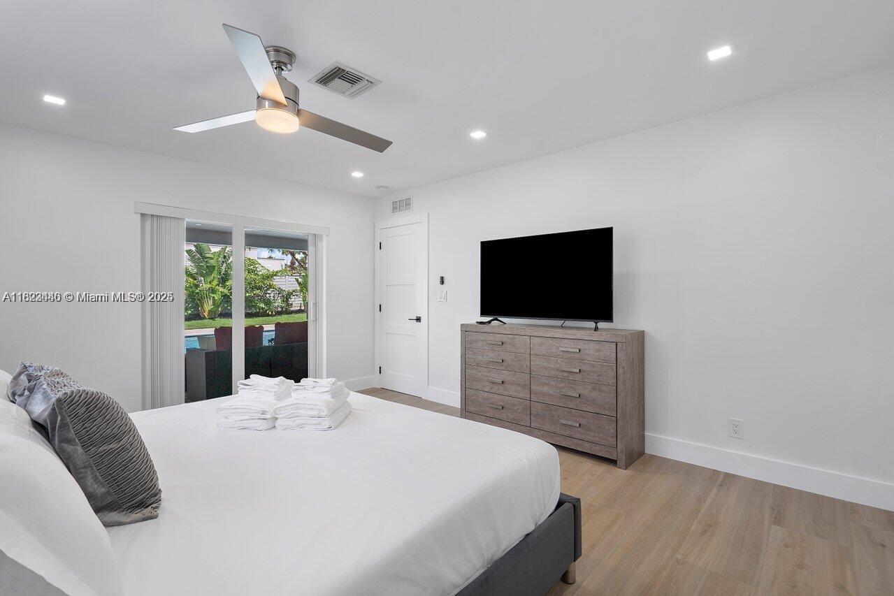 BOCA HARBOUR 8TH SEC - Residential Lease