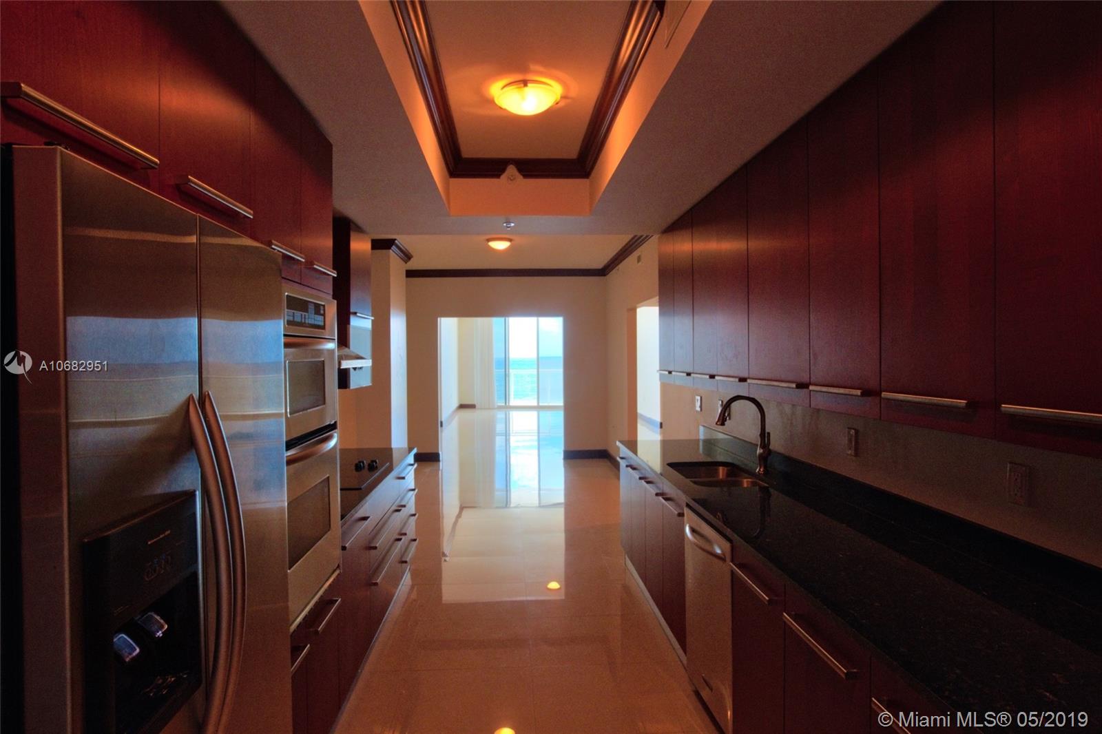 LUNA OCEAN RESIDENCES - Residential Lease