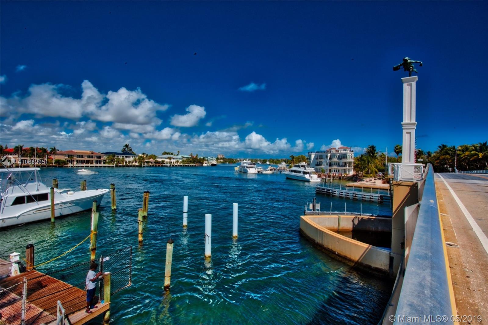 LUNA OCEAN RESIDENCES - Residential Lease