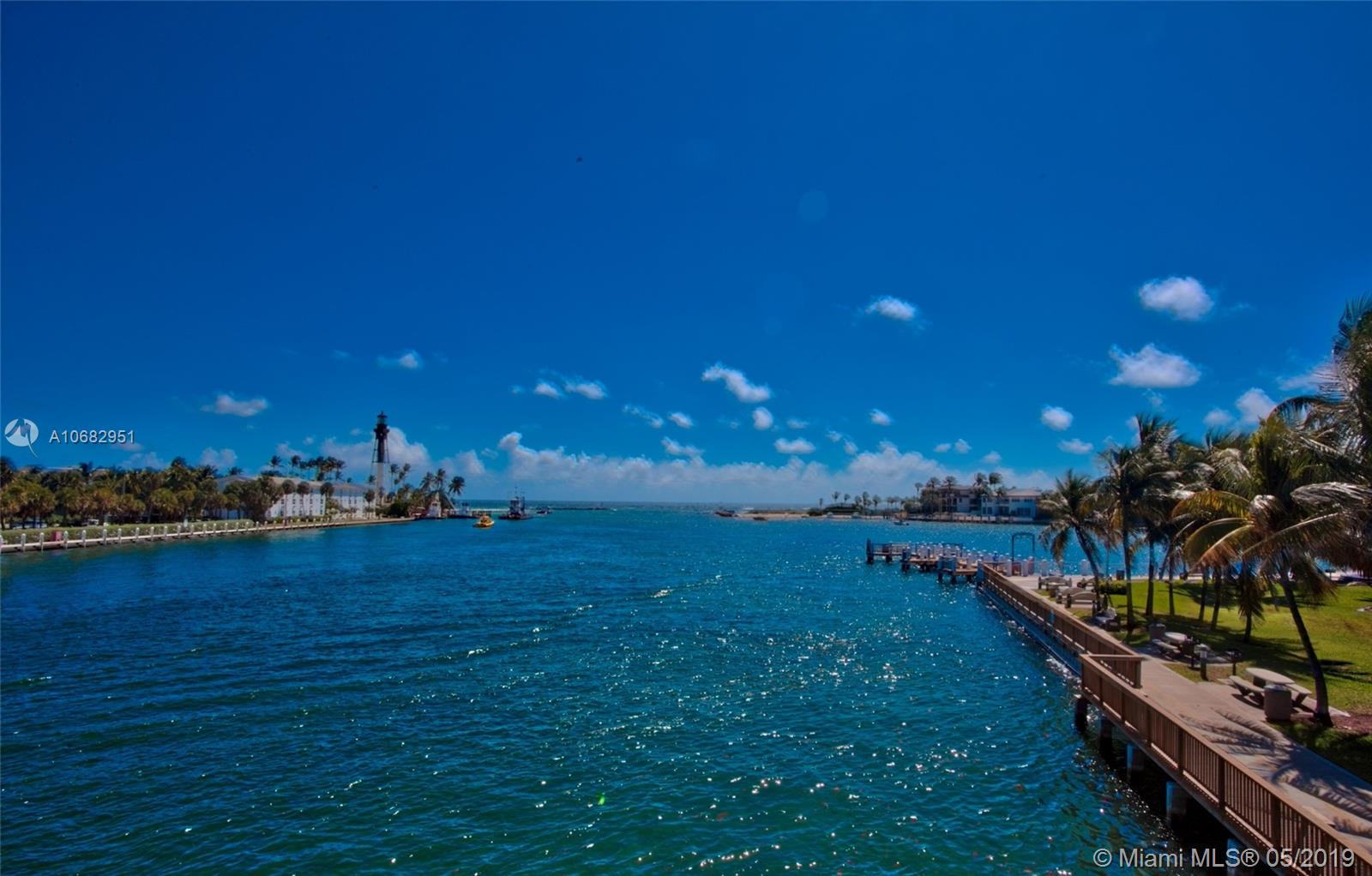 LUNA OCEAN RESIDENCES - Residential Lease