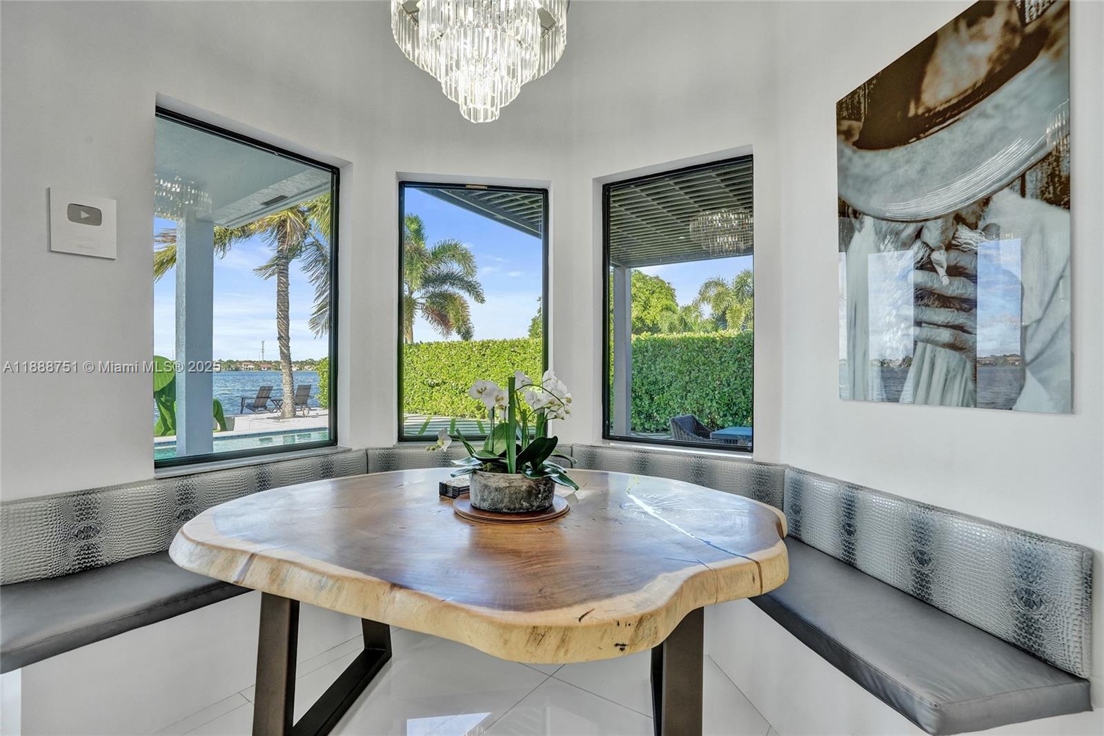 HARBOUR LAKES ESTATES - Residential