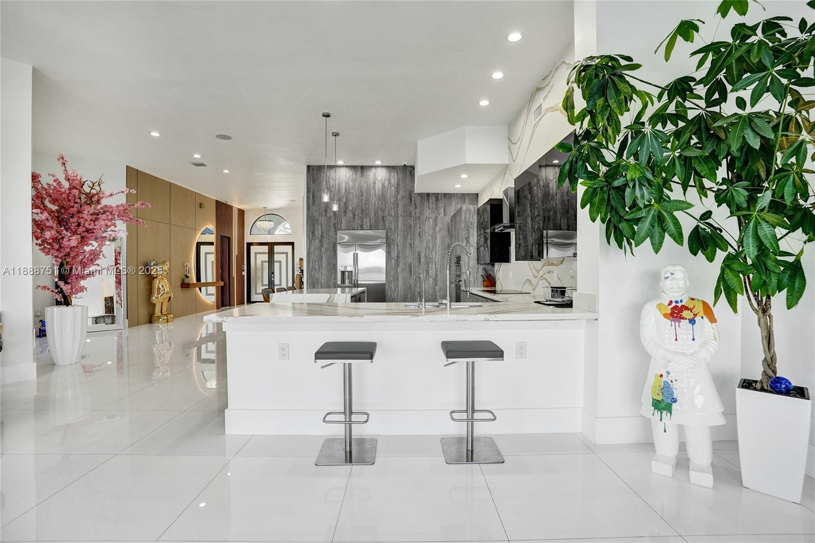 HARBOUR LAKES ESTATES - Residential