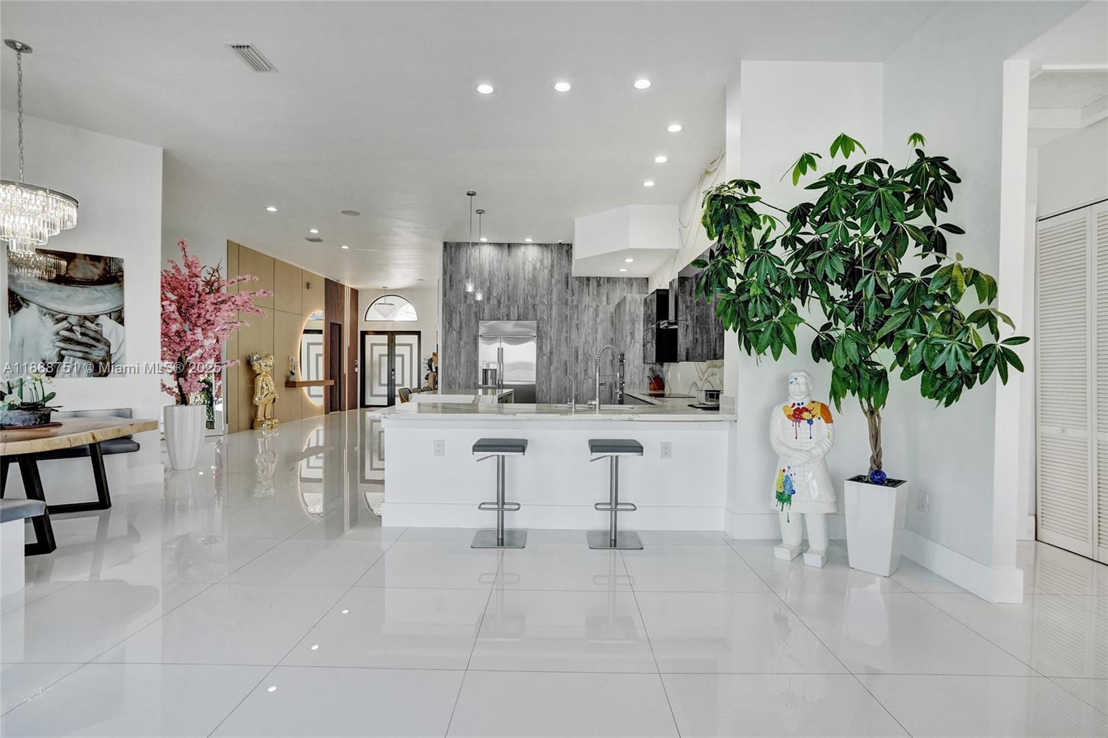 HARBOUR LAKES ESTATES - Residential