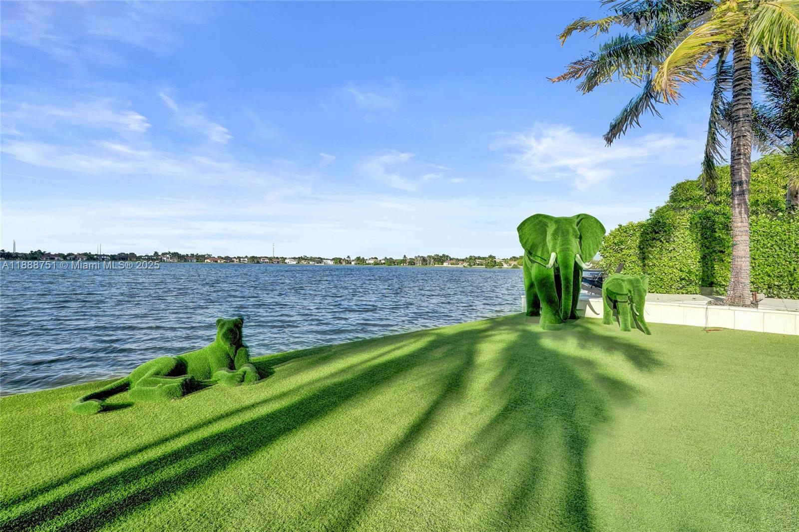 HARBOUR LAKES ESTATES - Residential