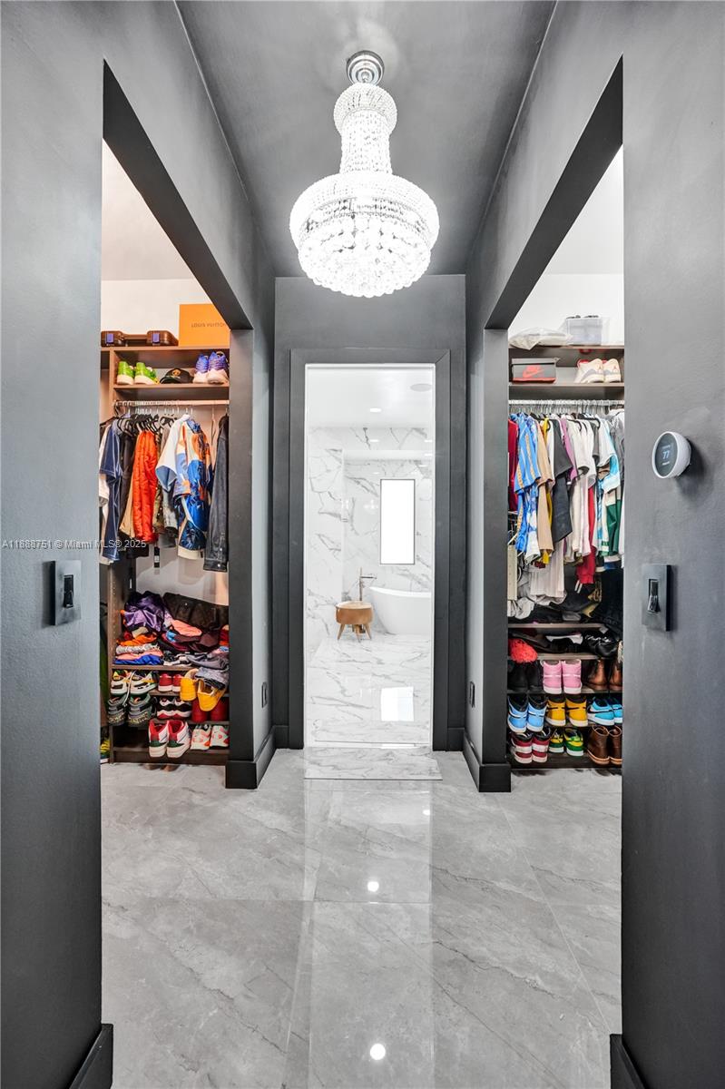 HARBOUR LAKES ESTATES - Residential