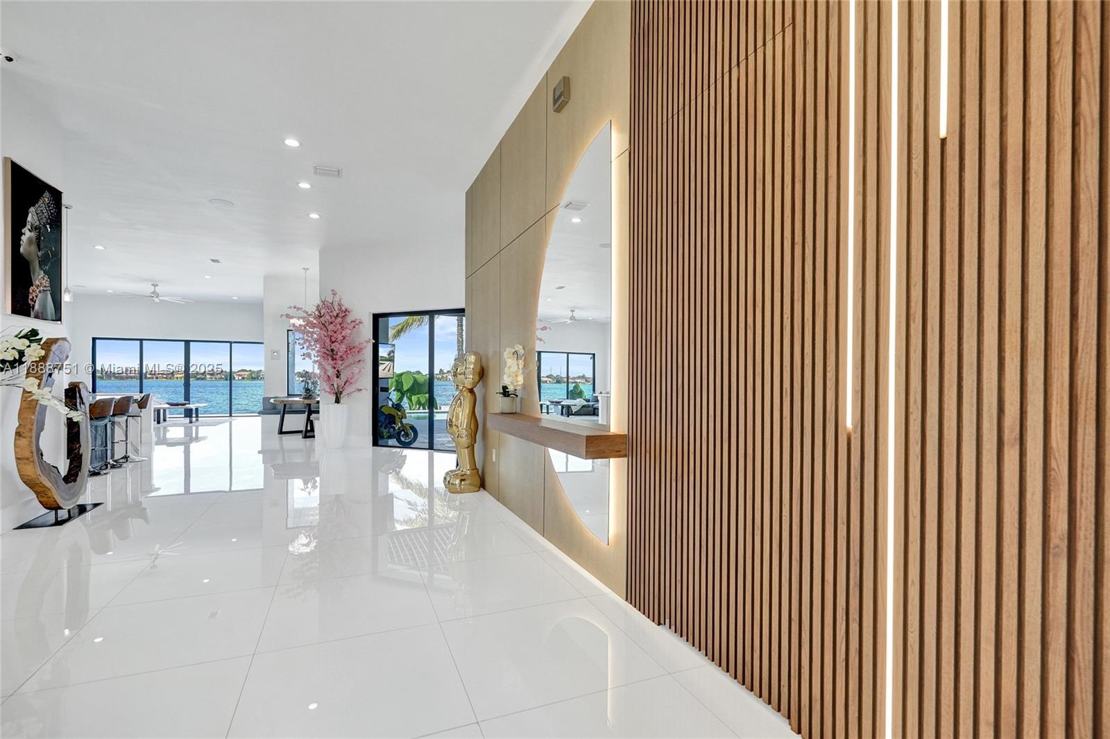 HARBOUR LAKES ESTATES - Residential