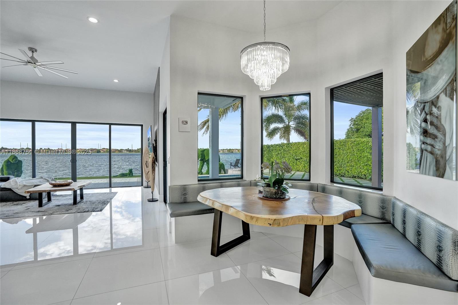 HARBOUR LAKES ESTATES - Residential