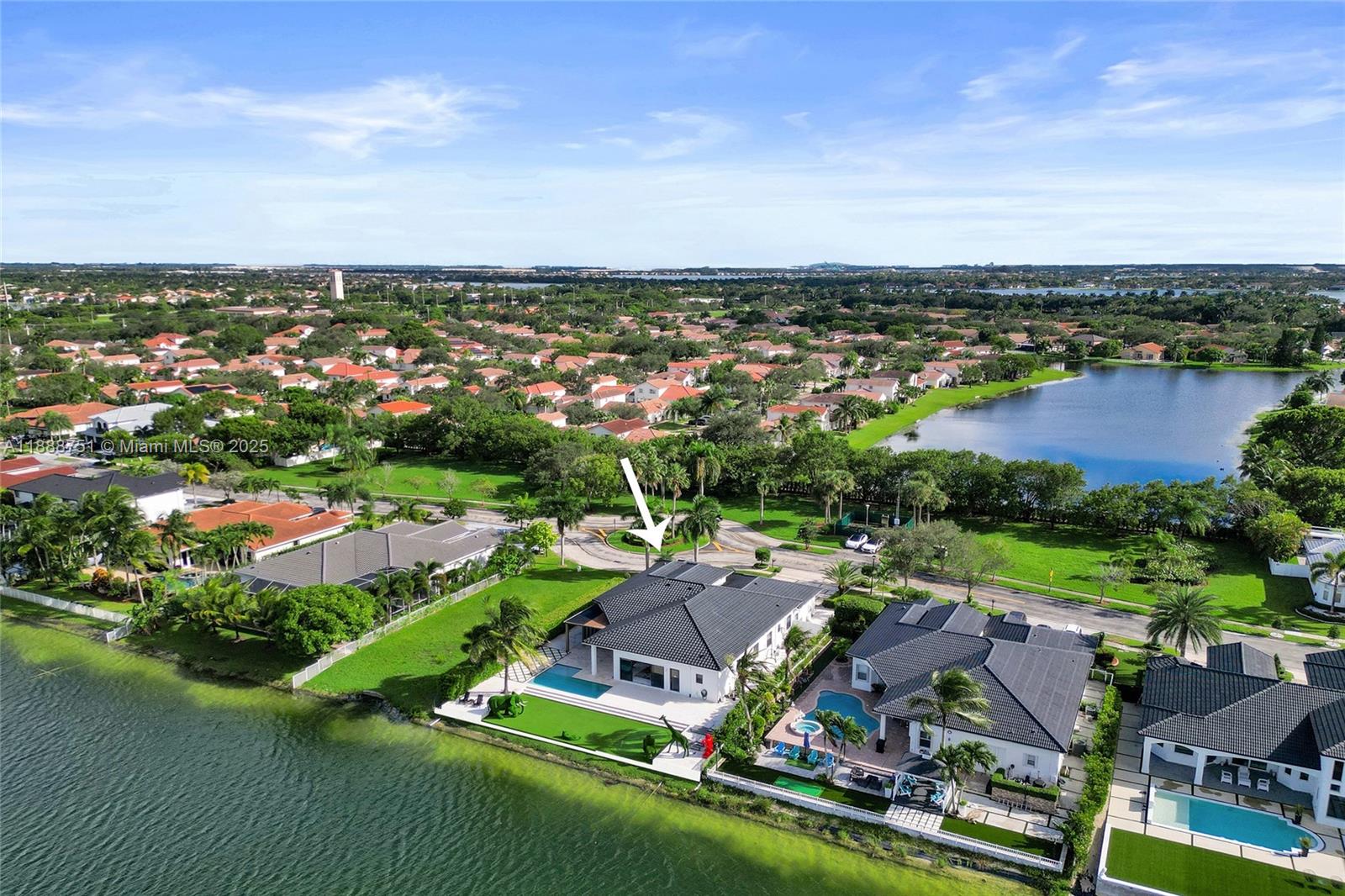 HARBOUR LAKES ESTATES - Residential