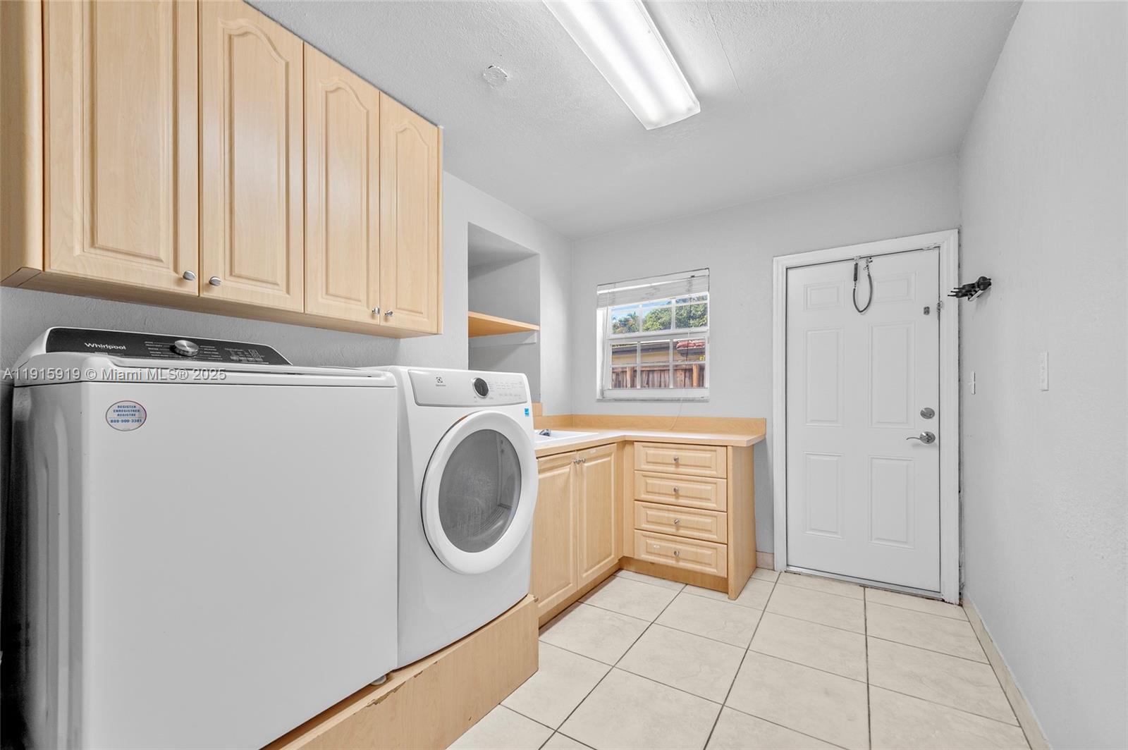 PLANTATIONS SECLUDED GARD - Residential Lease