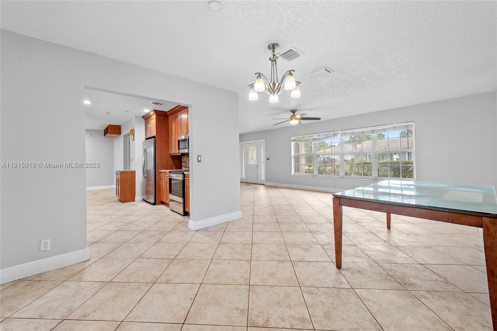 PLANTATIONS SECLUDED GARD - Residential Lease