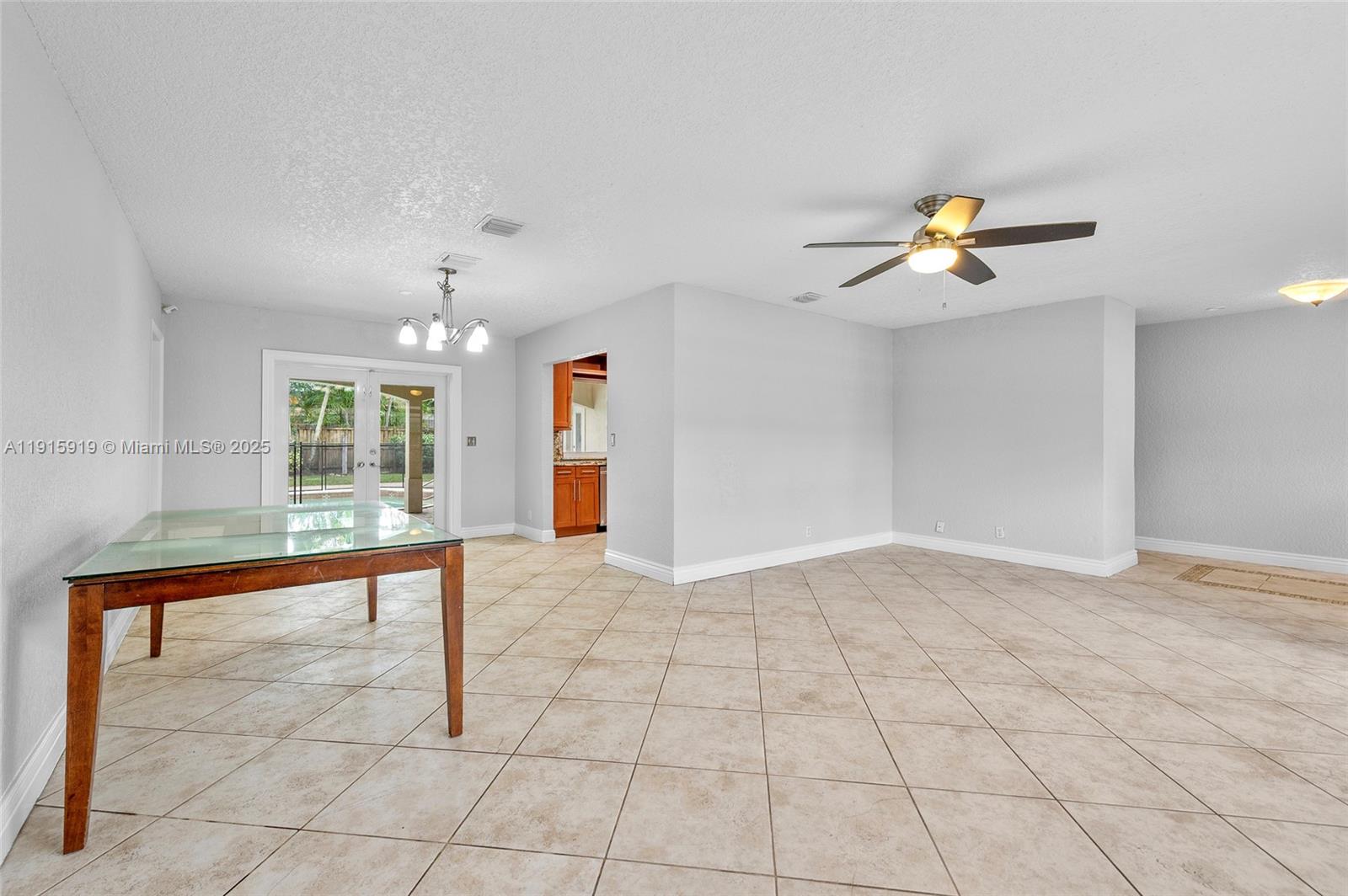 PLANTATIONS SECLUDED GARD - Residential Lease