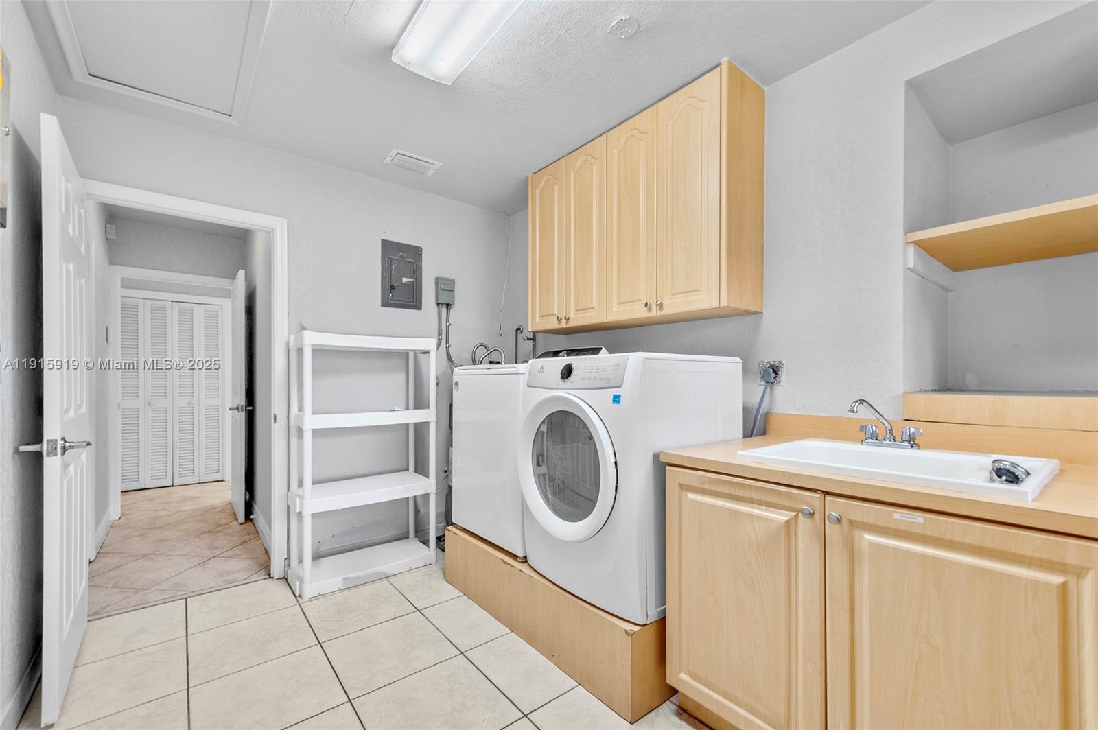 PLANTATIONS SECLUDED GARD - Residential Lease