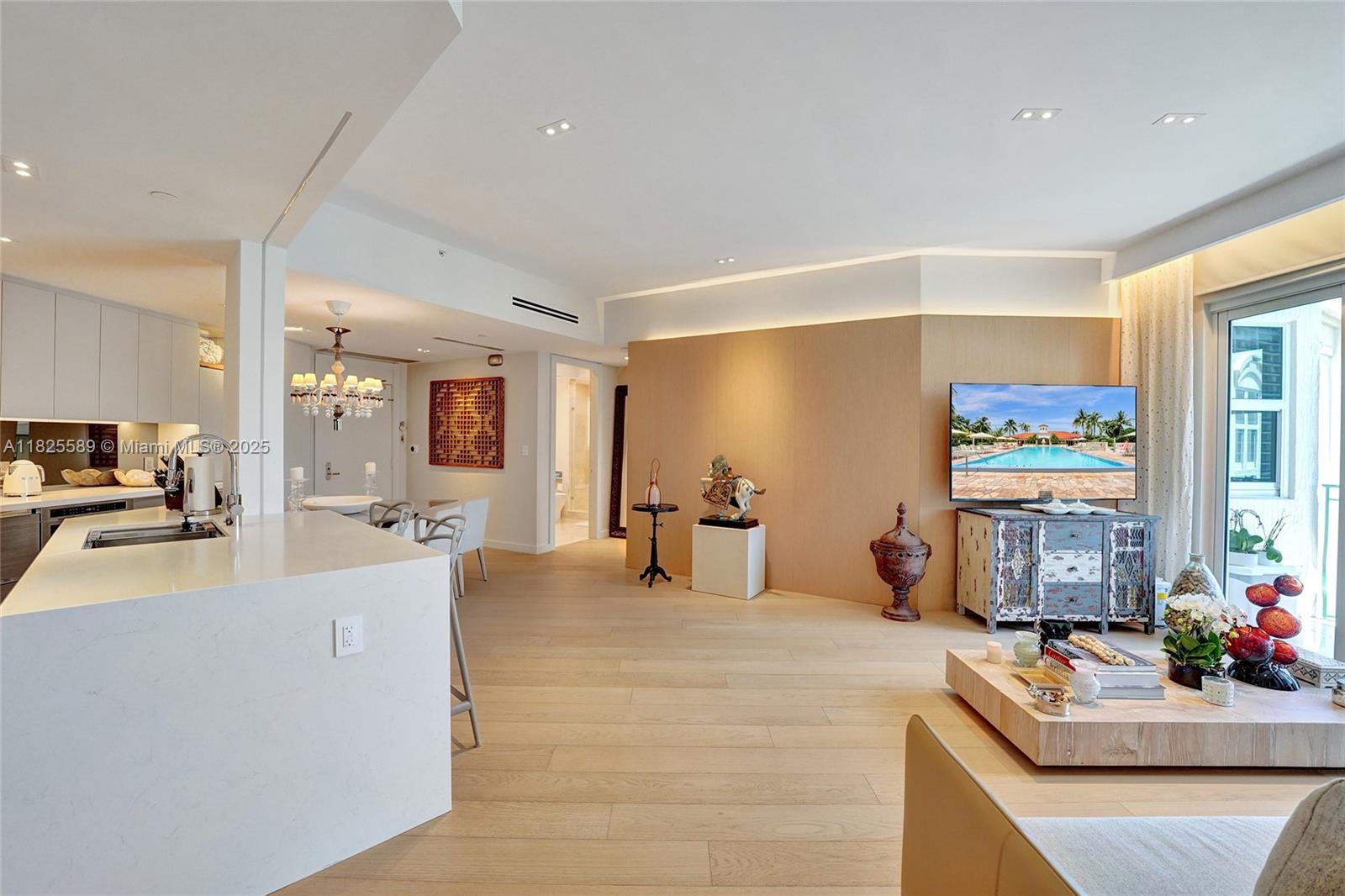 TURNBERRY VILLAGE SO TOWE - Residential