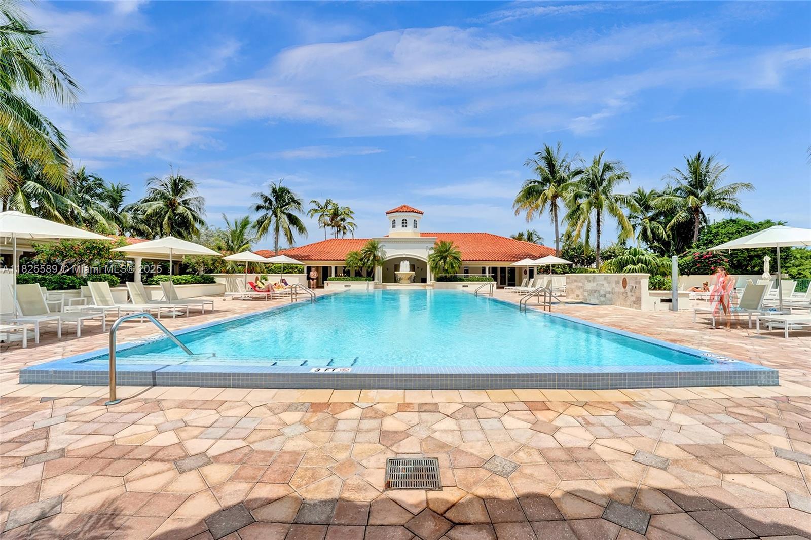 TURNBERRY VILLAGE SO TOWE - Residential