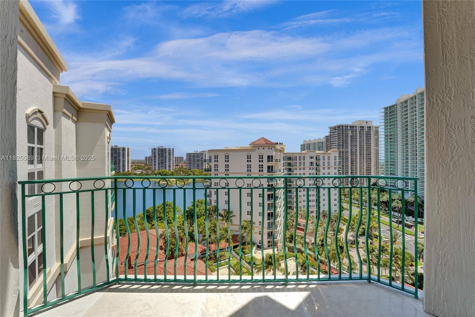 TURNBERRY VILLAGE SO TOWE - Residential