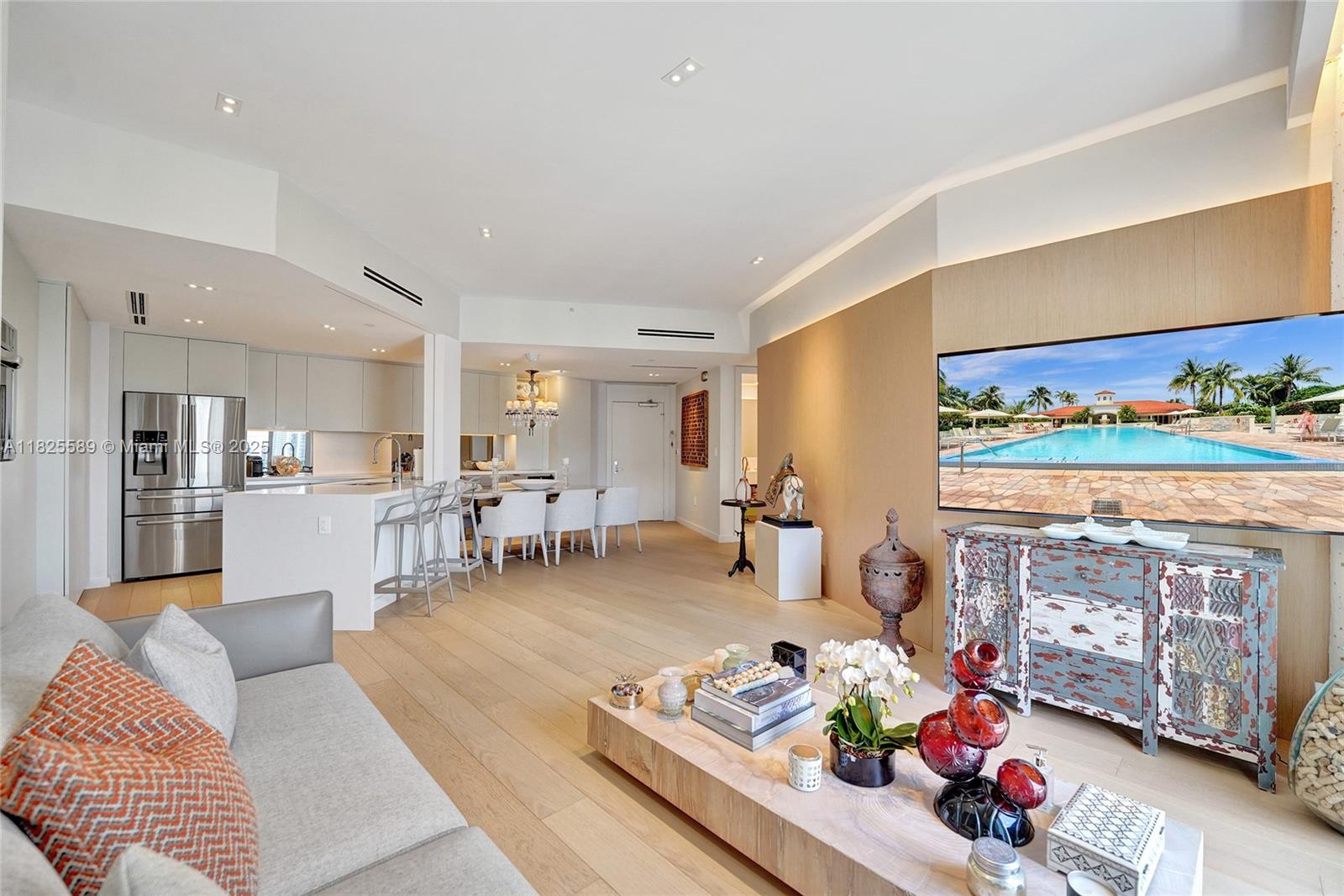 TURNBERRY VILLAGE SO TOWE - Residential