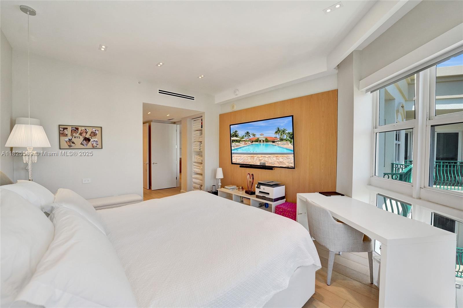 TURNBERRY VILLAGE SO TOWE - Residential