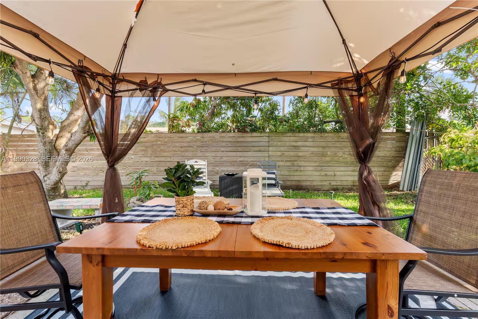 OAK GROVE - Residential