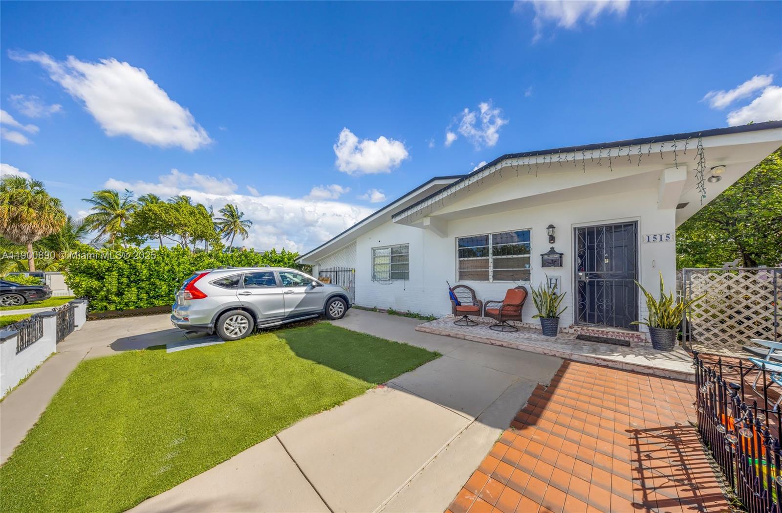 GRAPELAND HEIGHTS - Residential