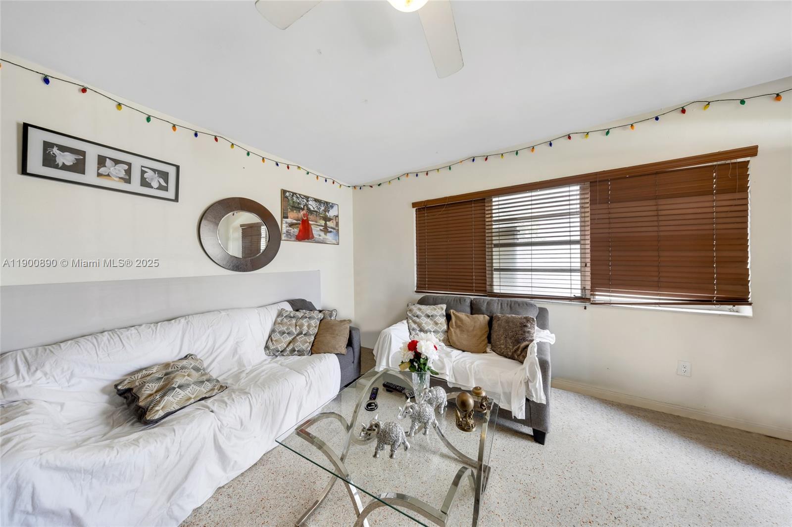 GRAPELAND HEIGHTS - Residential