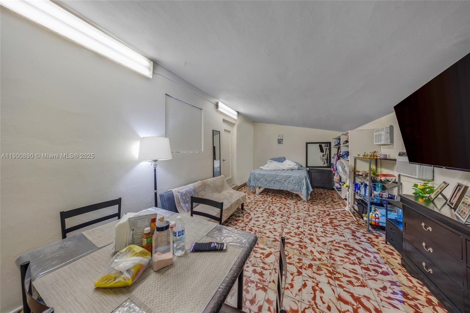 GRAPELAND HEIGHTS - Residential